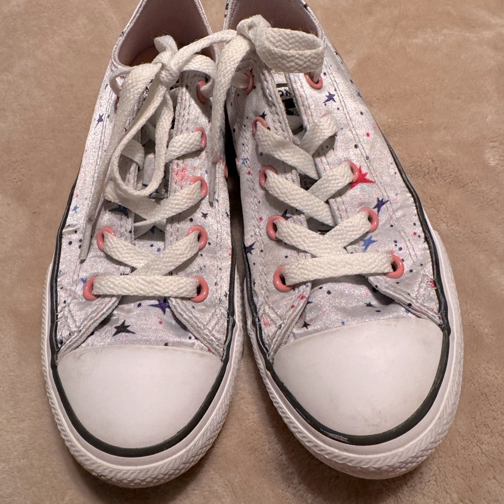 Girls Converse